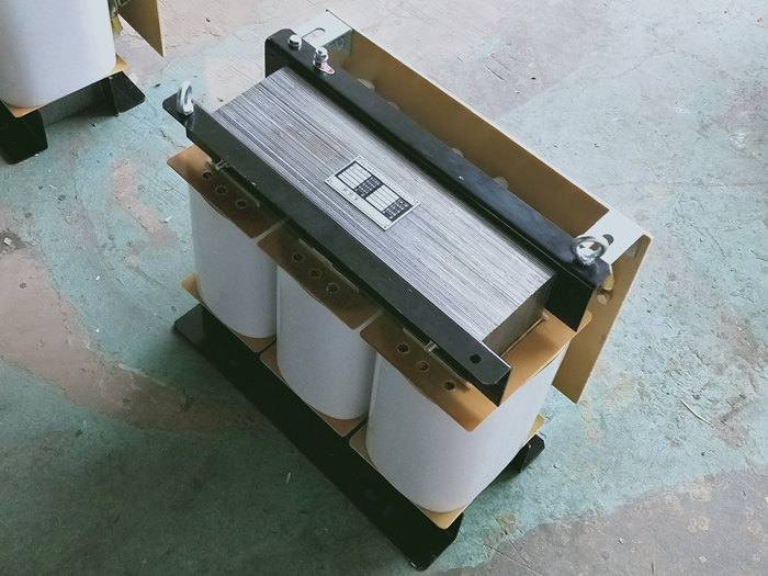 變壓器 PSG-17J/17KVA 380V/40V 25.8A/245.4A E F級(jí)絕緣
