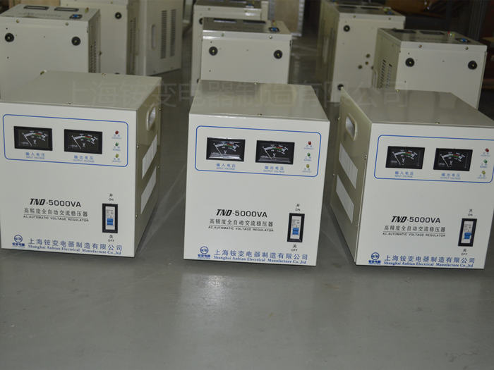 TND-8000w單相全自動(dòng)穩(wěn)壓器 家用220v全自動(dòng)穩(wěn)壓器